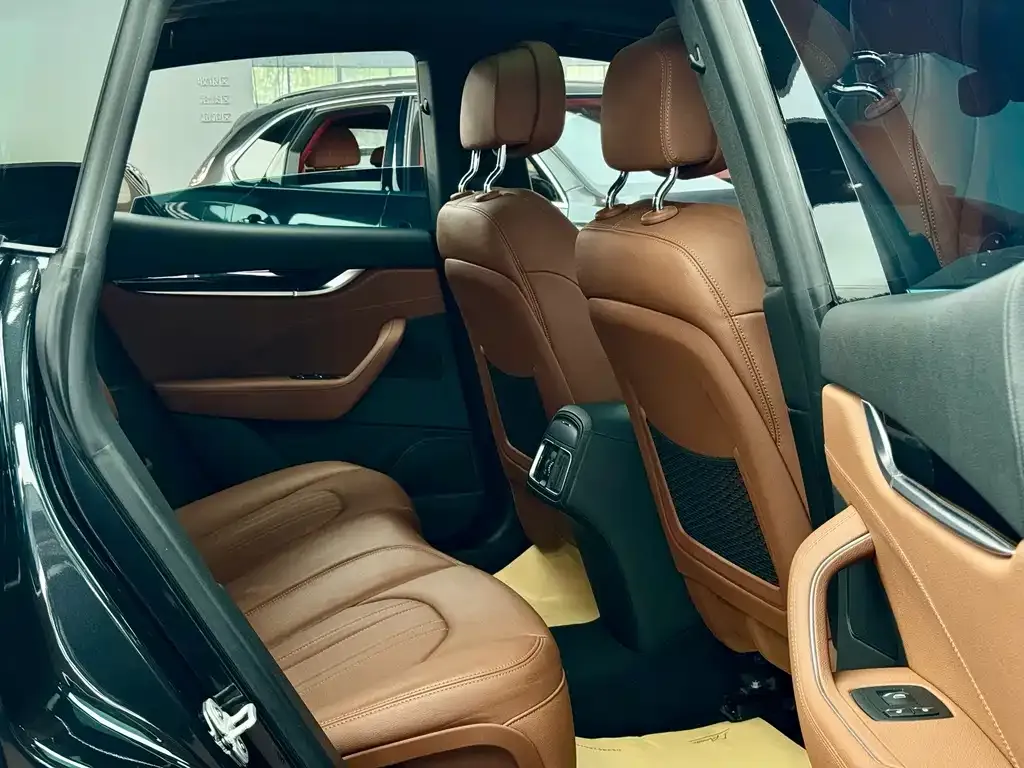 Maserati Levante 2022 из CN, фото 7