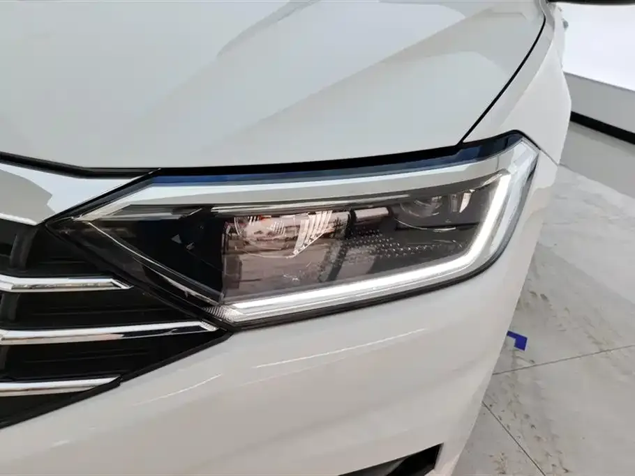 Volkswagen Sagitar 2022 из CN, фото 5