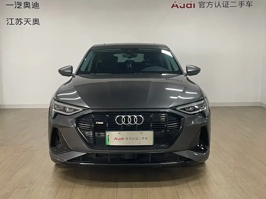 Audi e-tron (Import) 2022 из CN, фото 2