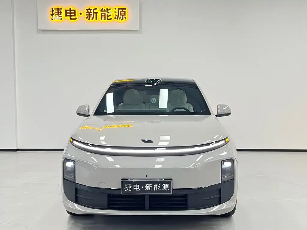 Li Auto L6 2024 из CN, фото 2
