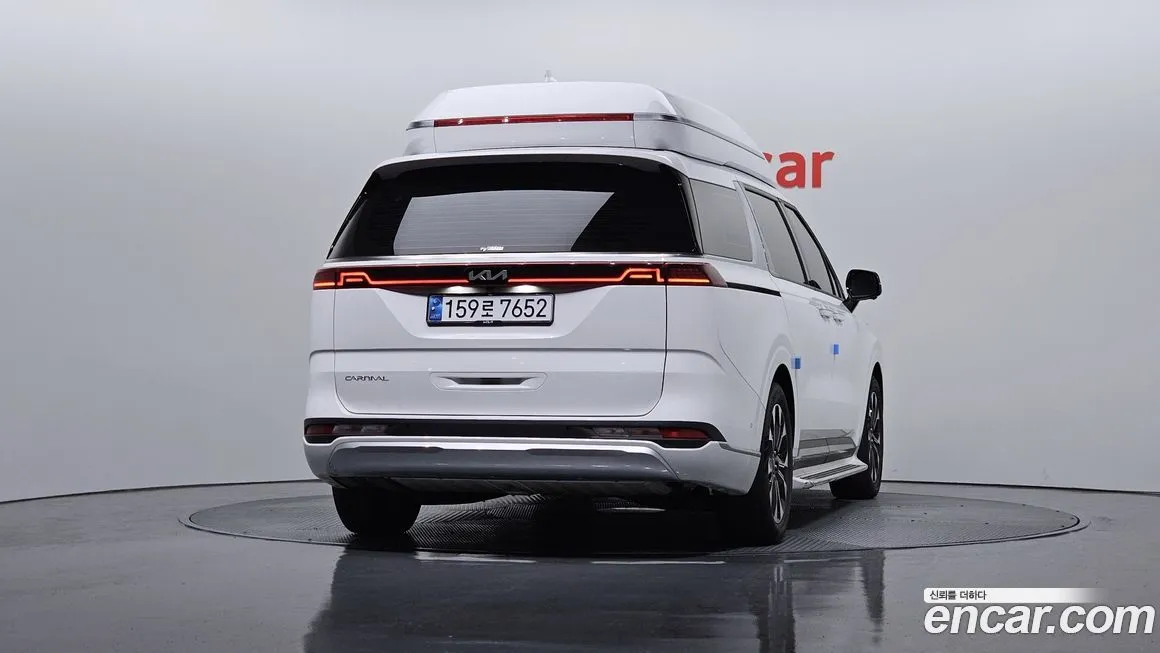 Kia Carnival — фото 4
