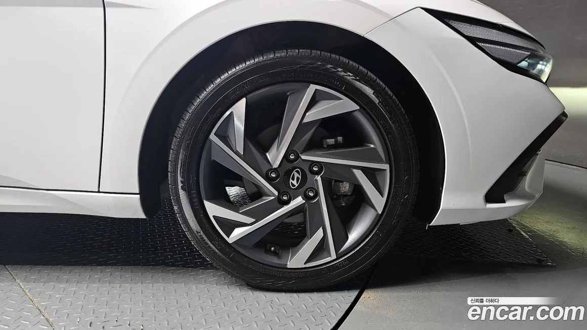 Hyundai AVANTE 2024 из KR, фото 5