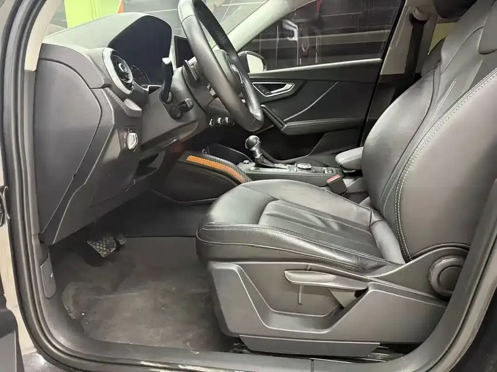 Audi Q2L 2022 из CN, фото 2