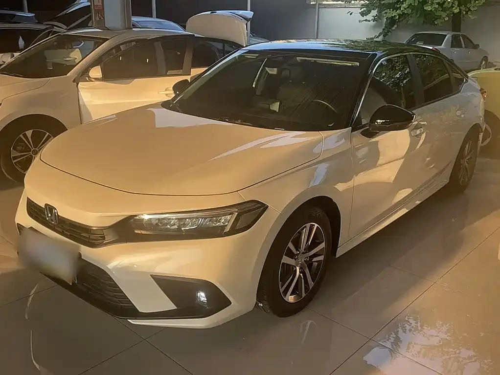 Honda Civic — фото 1