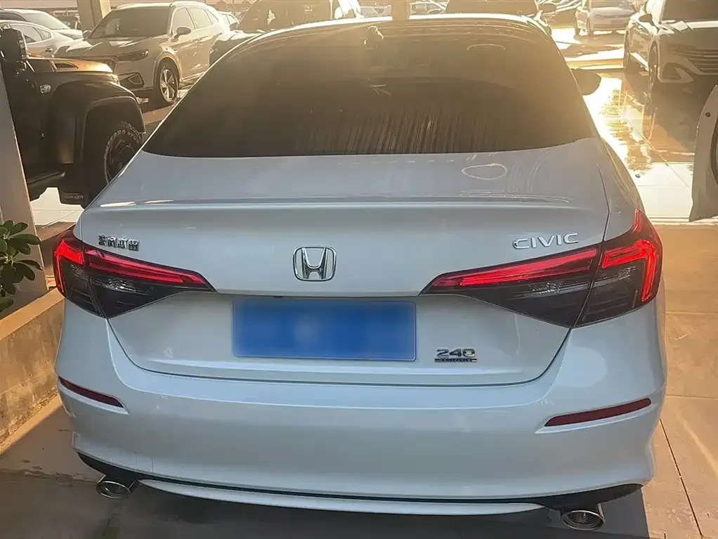 Honda Civic — фото 6