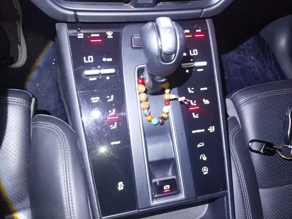 Porsche Macan 2022 из CN, фото 7