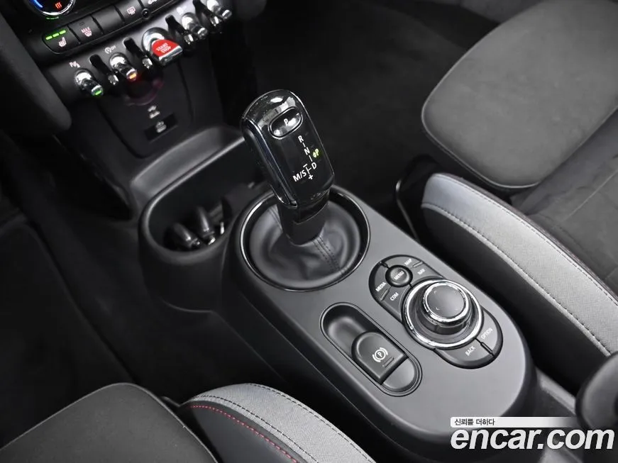 [object Object] Cooper Convertible 2024 из KR, фото 9