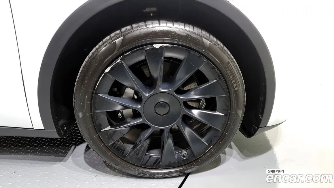 Tesla Model Y 2021 из KR, фото 5