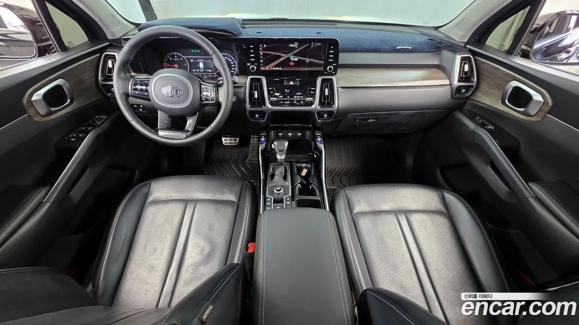 Kia Sorento — фото 7
