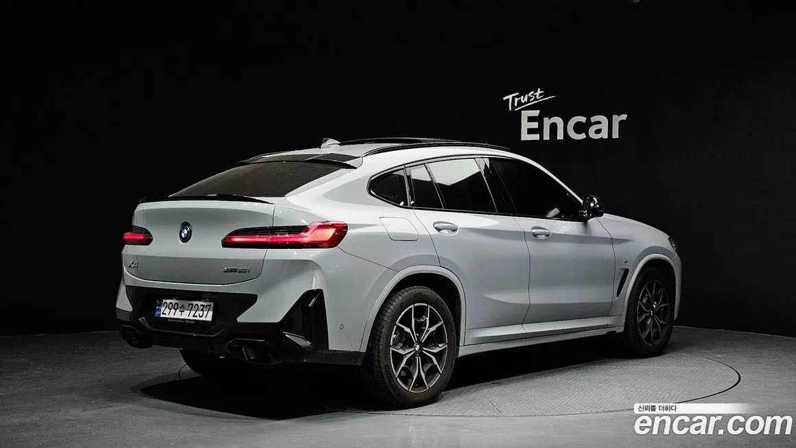 BMW X4 2022 из KR, фото 2