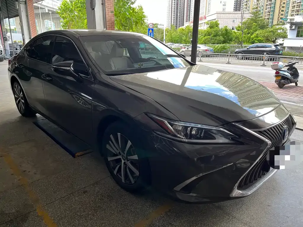 Lexus ES — фото 2