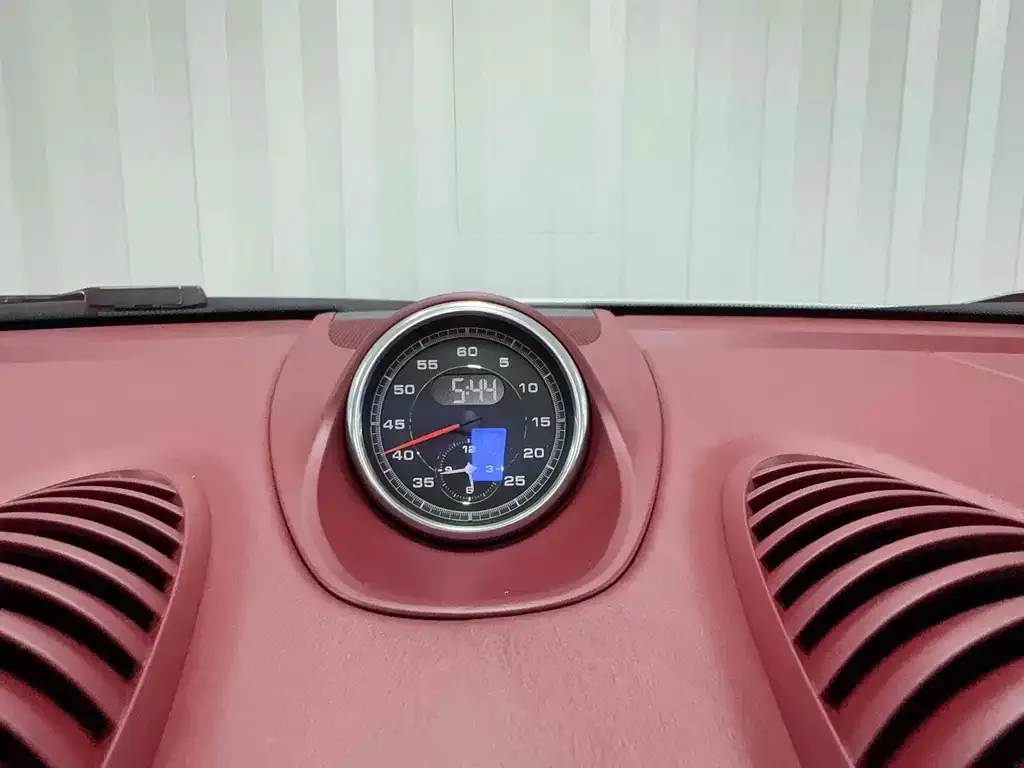 Porsche 718 2024 из CN, фото 9