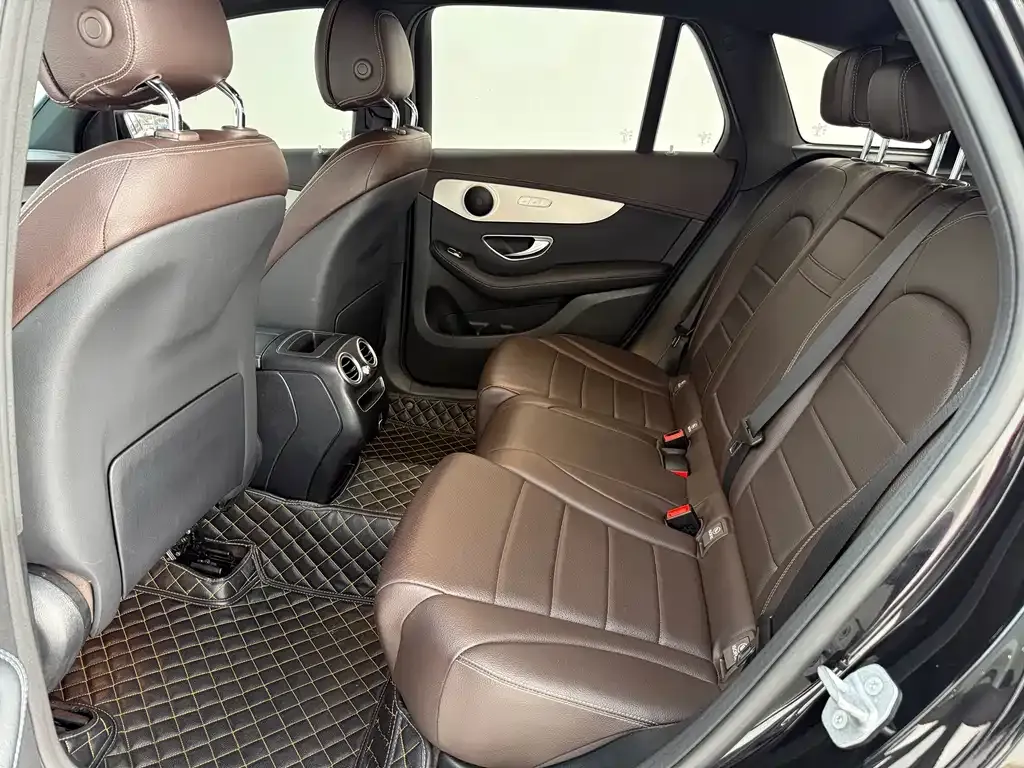 Mercedes-Benz GLC 2021 из CN, фото 8