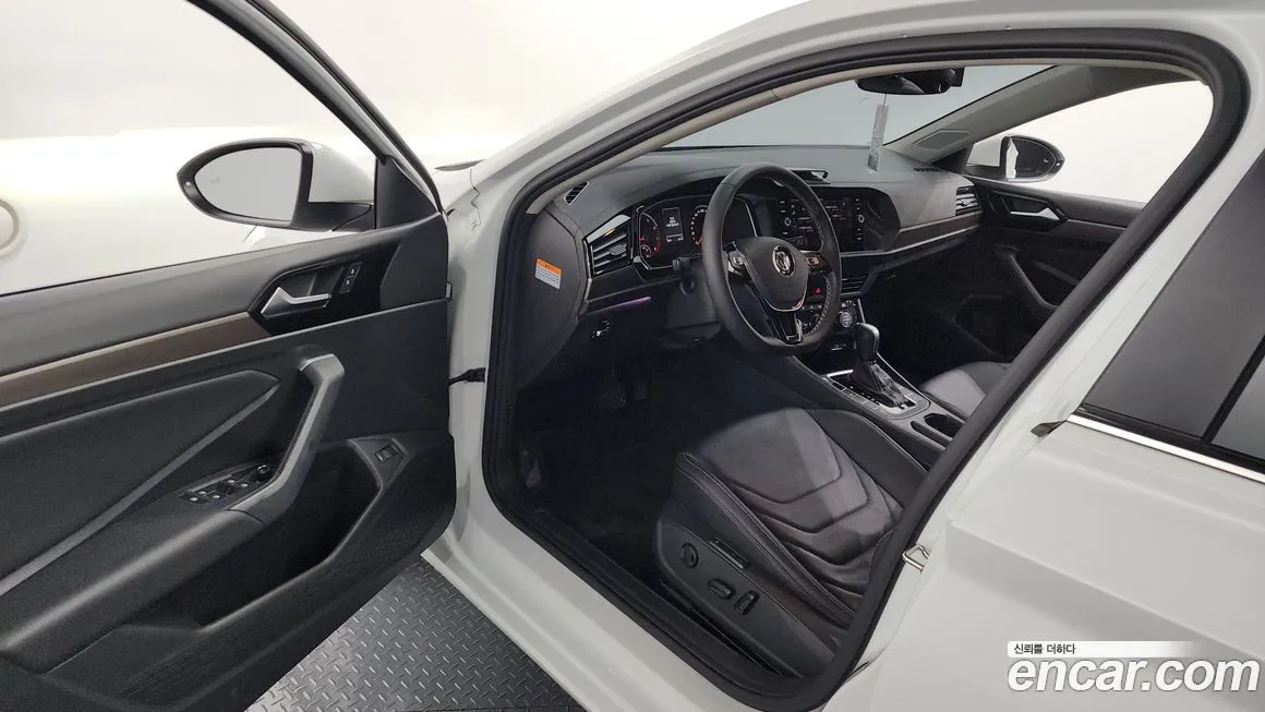 Volkswagen Jetta 2021 из KR, фото 10