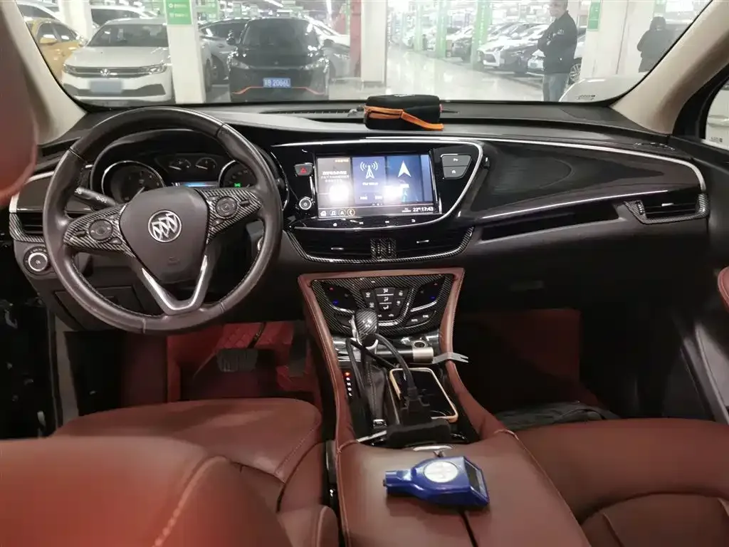Buick Envision Plus — фото 10