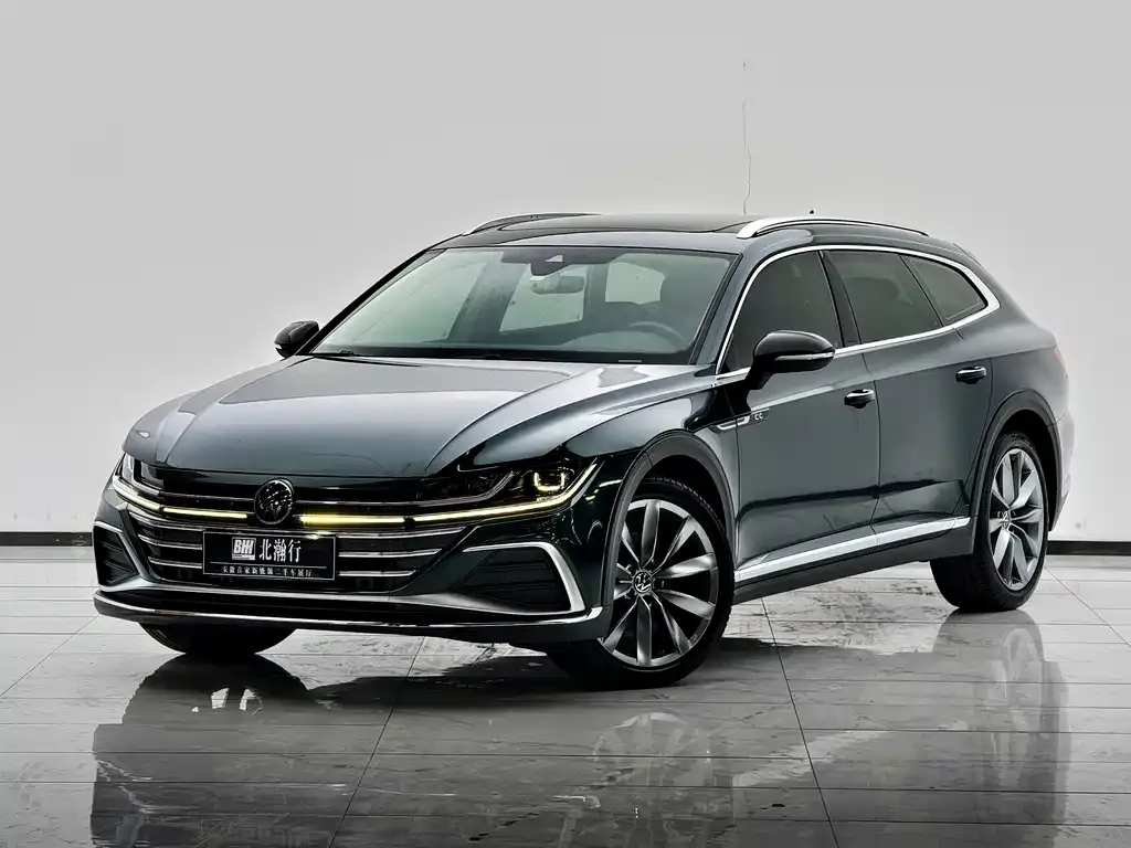 Volkswagen CC 2023 из CN, фото 1