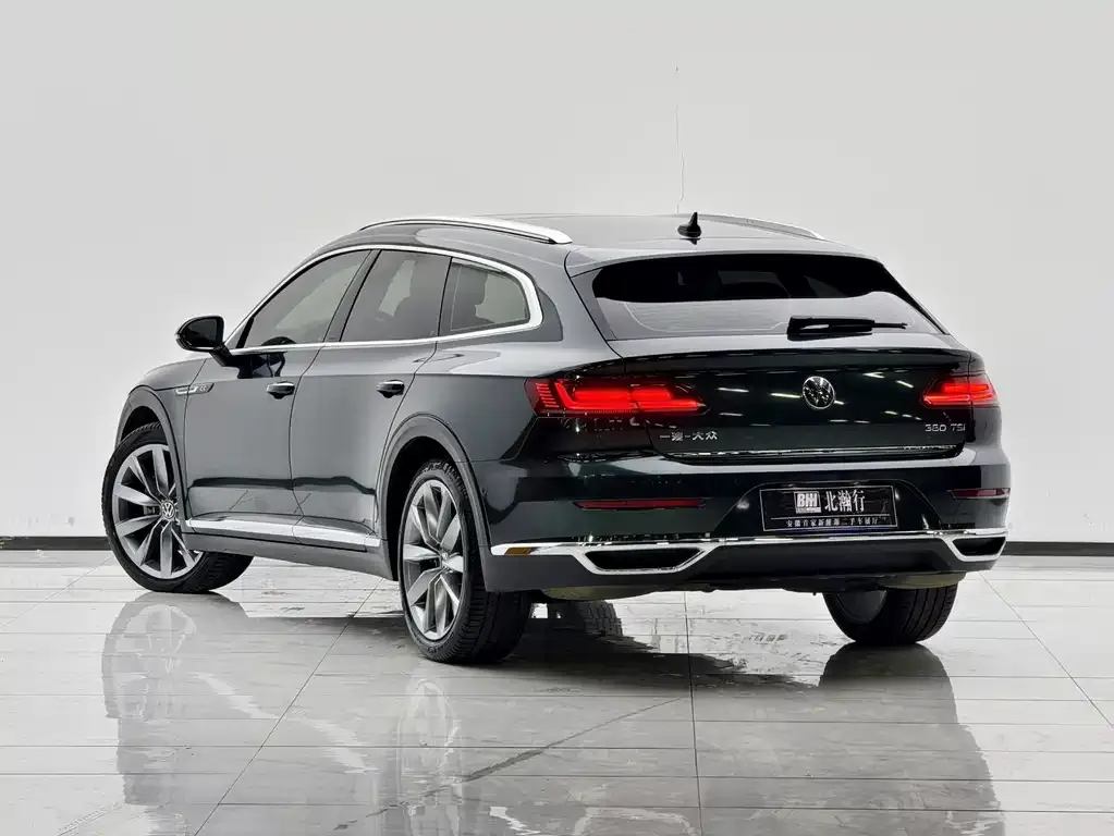 Volkswagen CC 2023 из CN, фото 6