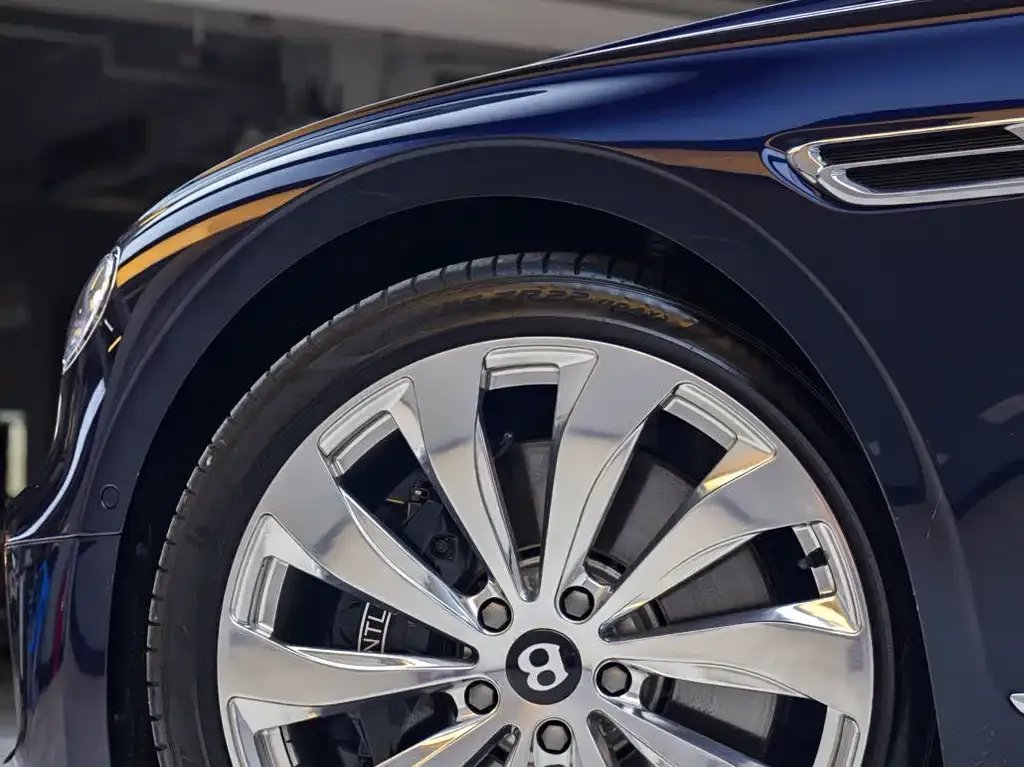 Bentley Flying Spur 2022 из CN, фото 7