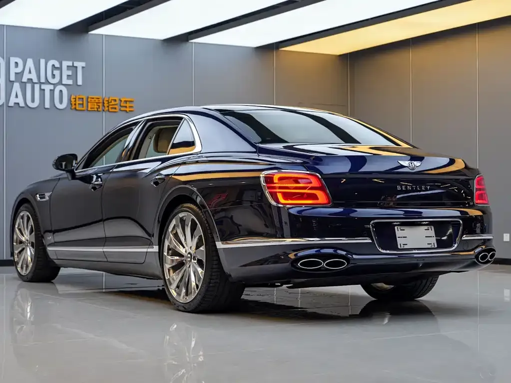 Bentley Flying Spur 2022 из CN, фото 9