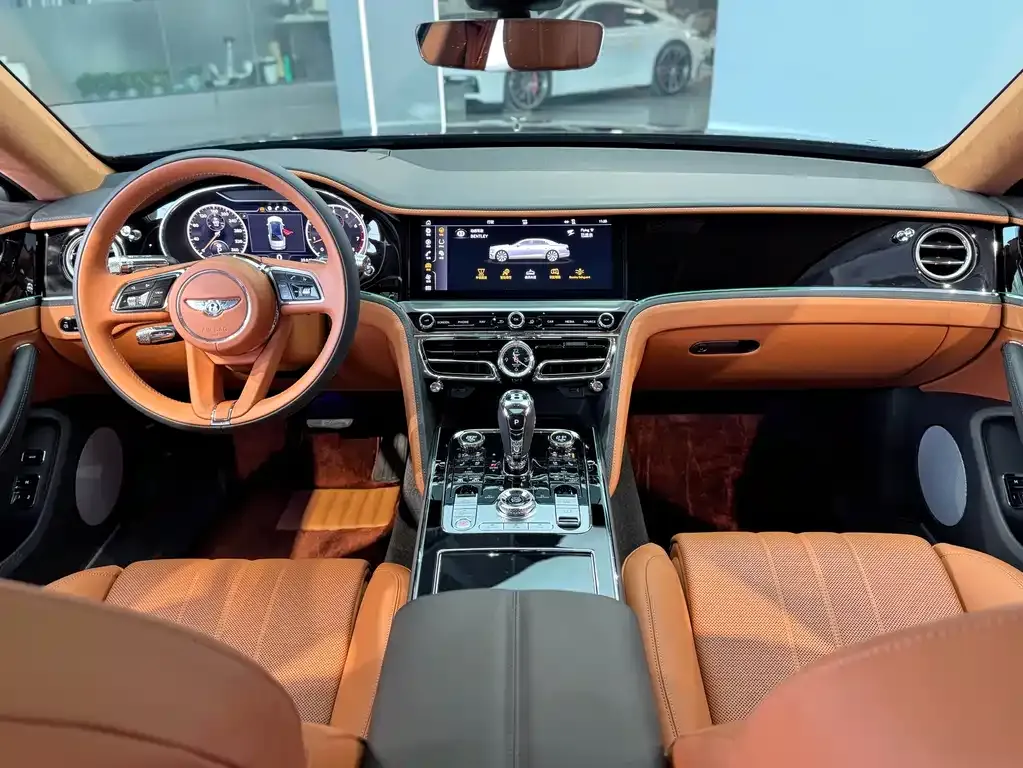 Bentley Flying Spur 2023 из CN, фото 3
