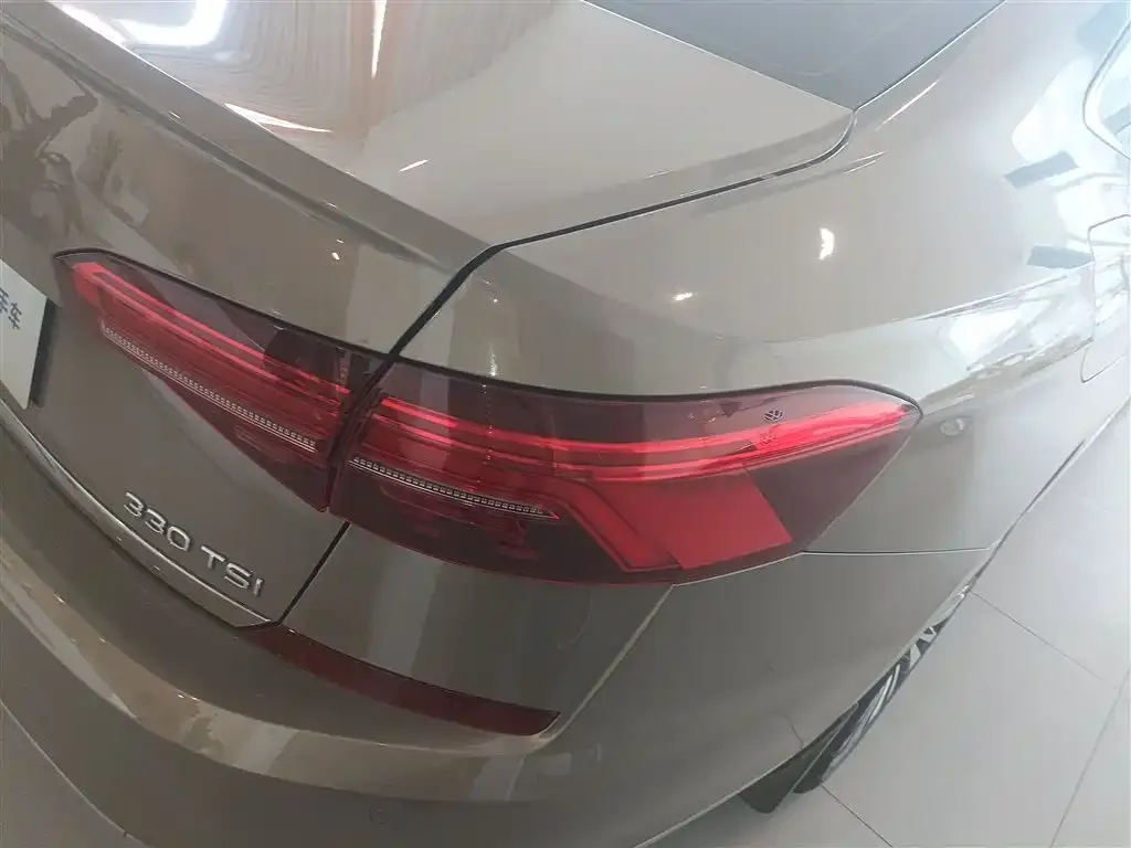 Volkswagen Passat 2021 из CN, фото 8
