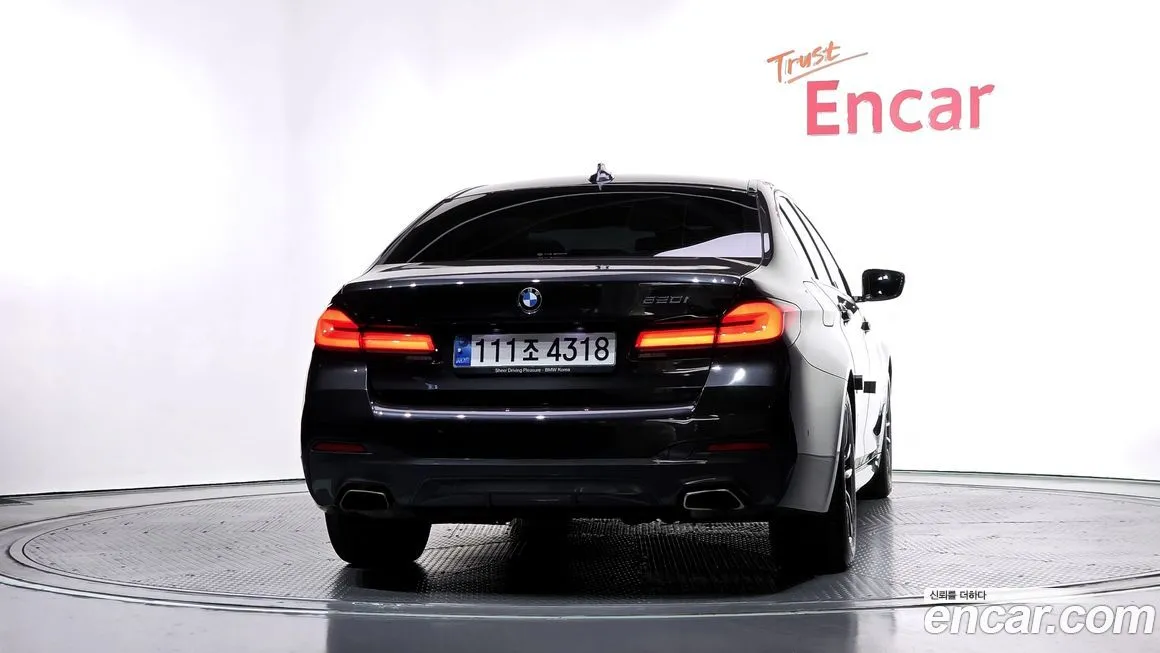 BMW 5-Series 2021 из KR, фото 4