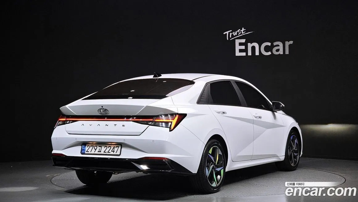 Hyundai AVANTE — фото 2