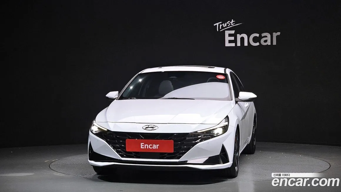 Hyundai AVANTE — фото 3
