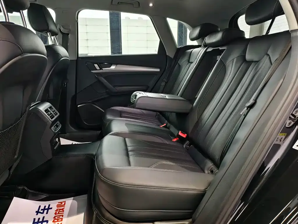 Audi Q5L 2024 из CN, фото 7