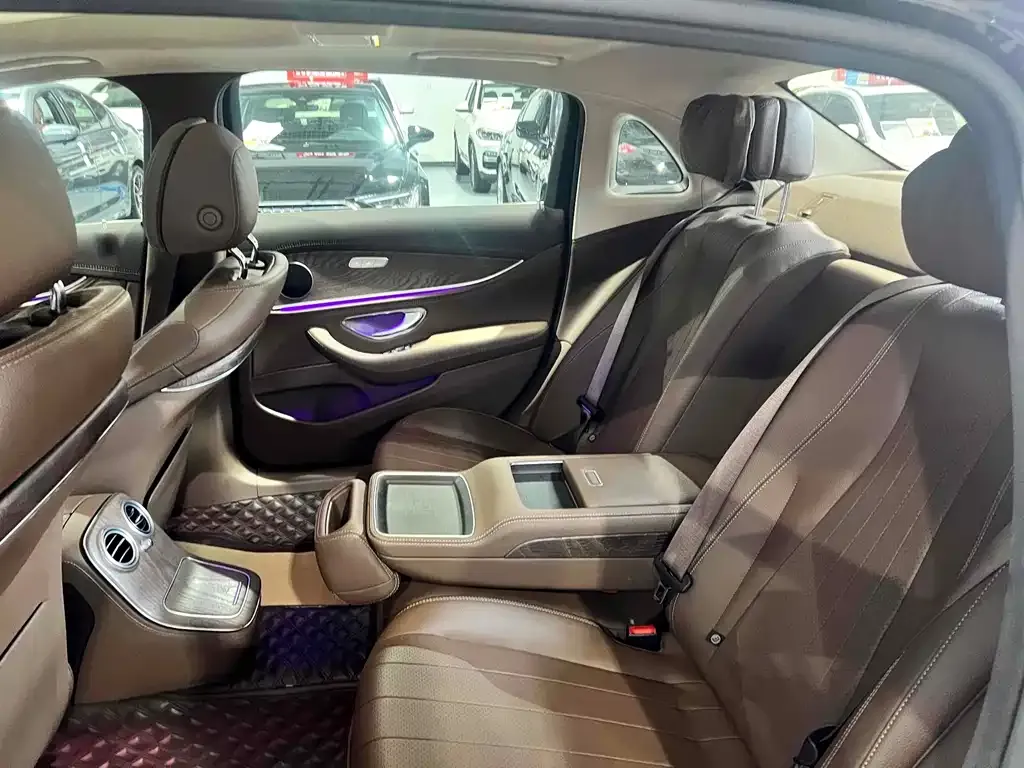 Mercedes-Benz E-Class 2021 из CN, фото 5