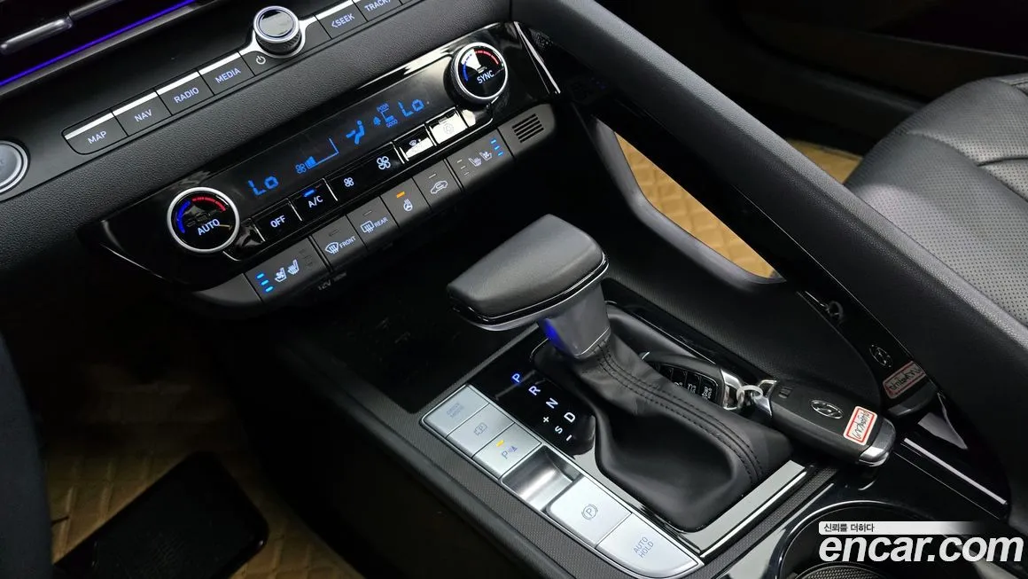 Hyundai AVANTE — фото 9
