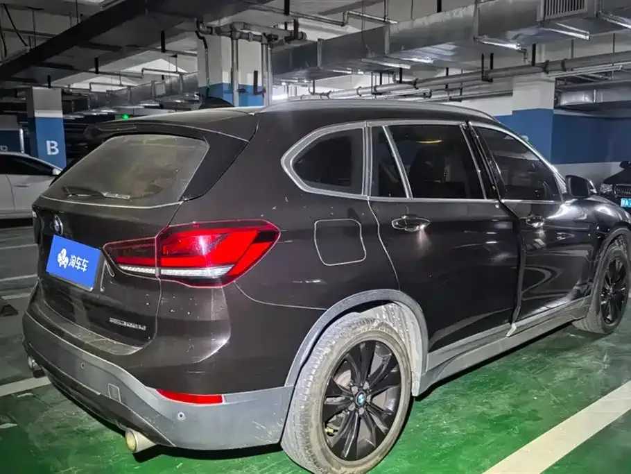 BMW X1 2022 из CN, фото 3