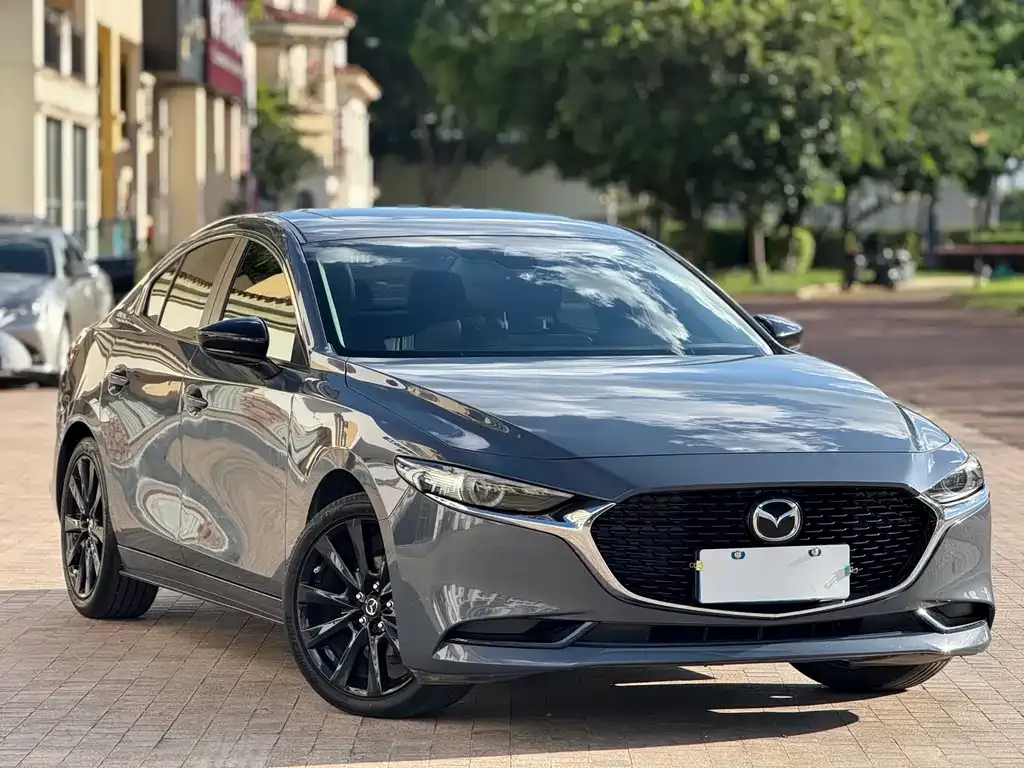 Mazda 3 Axela 2023 из CN, фото 3