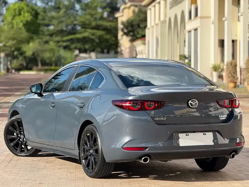 Mazda 3 Axela 2023 из CN, фото 5