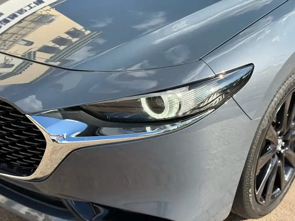 Mazda 3 Axela 2023 из CN, фото 8