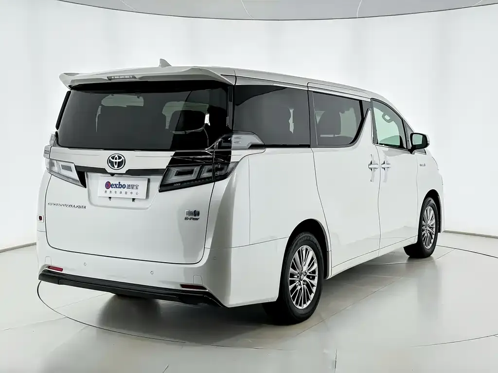 Toyota Vellfire 2021 из CN, фото 4