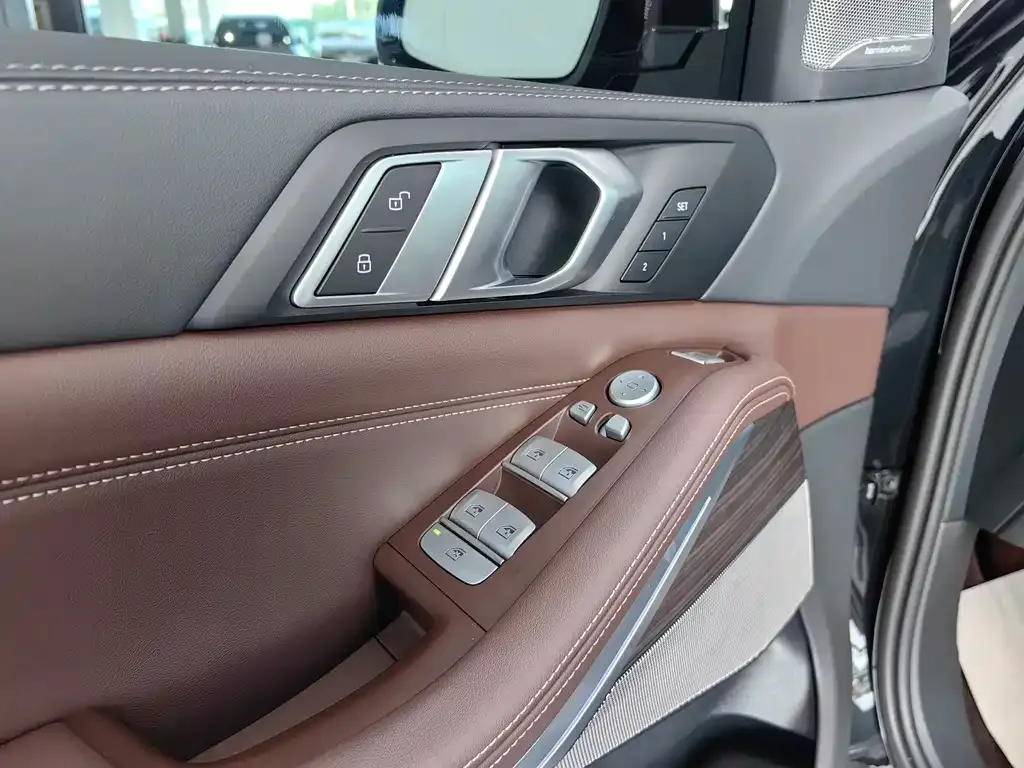 BMW X5 2024 из CN, фото 6