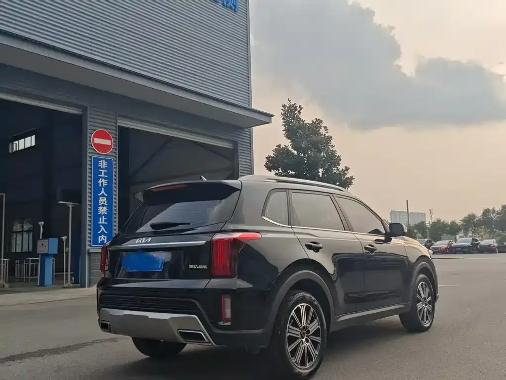 Kia Sportage 2023 из CN, фото 4
