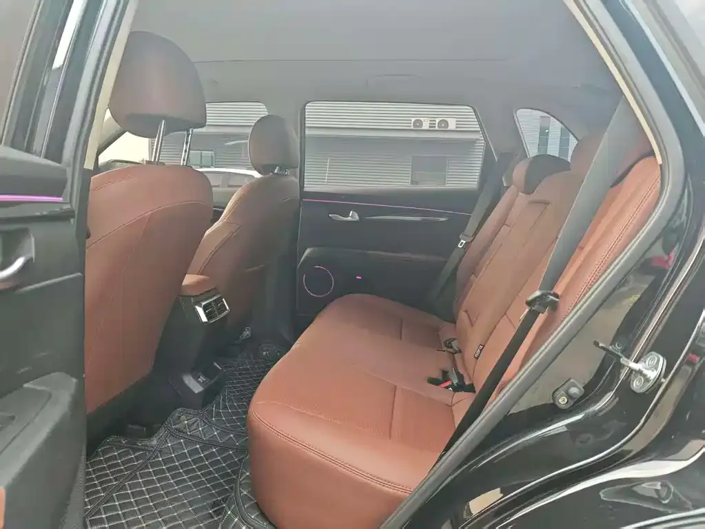 Kia Sportage 2023 из CN, фото 8