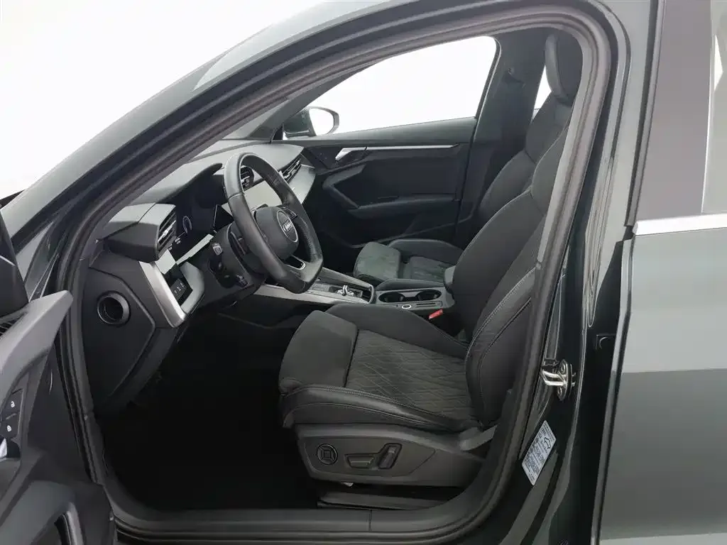 Audi A3 2021 из CN, фото 10