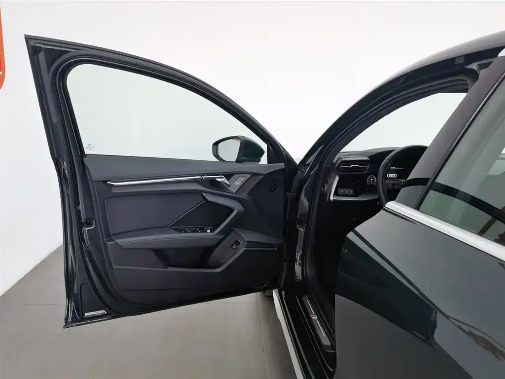 Audi A3 2021 из CN, фото 8