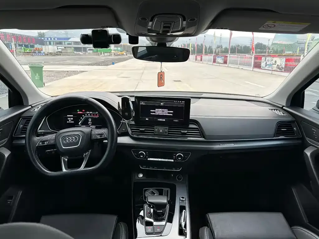 Audi Q5L 2022 из CN, фото 8