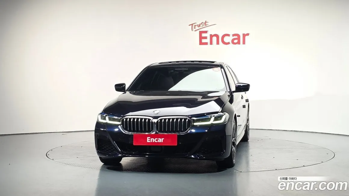 BMW 5-Series 2023 из KR, фото 3