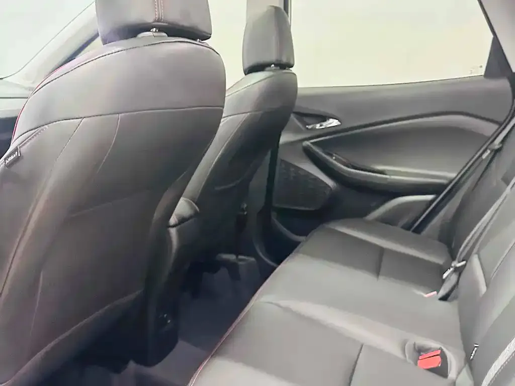 Chevrolet Trax 2023 из CN, фото 10