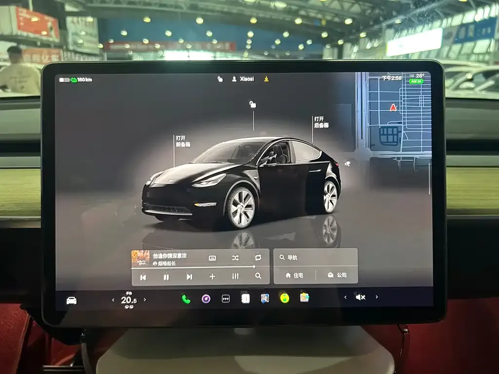 Tesla Model Y — фото 7