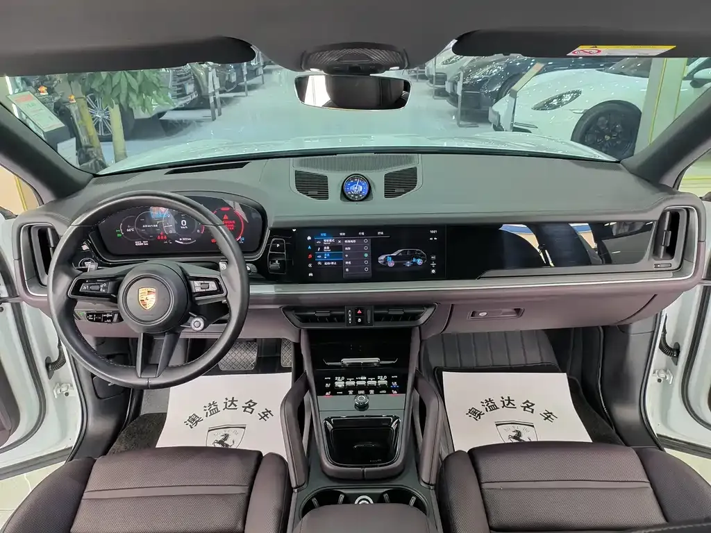 Porsche Cayenne 2023 из CN, фото 10