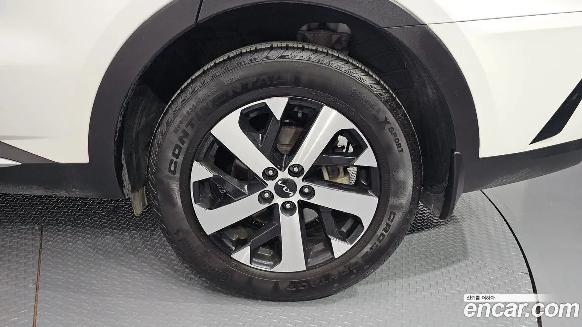 Kia Sorento — фото 5
