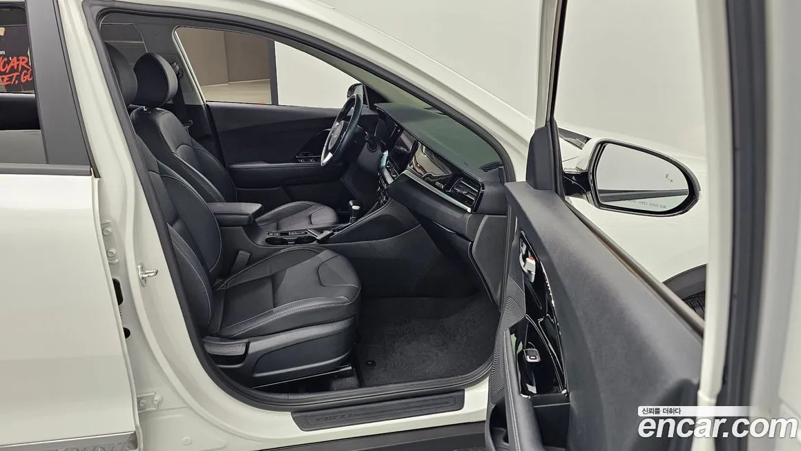 Kia Niro — фото 10