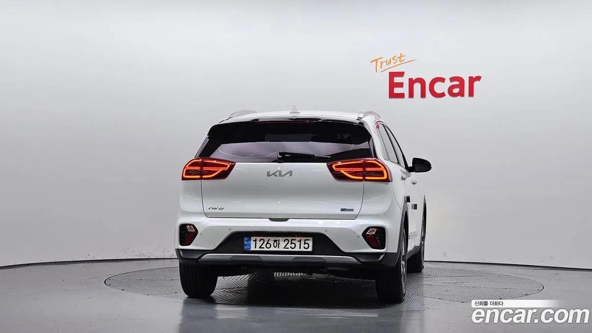 Kia Niro — фото 4
