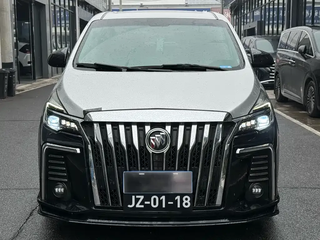 Buick GL8 2021 из CN, фото 2